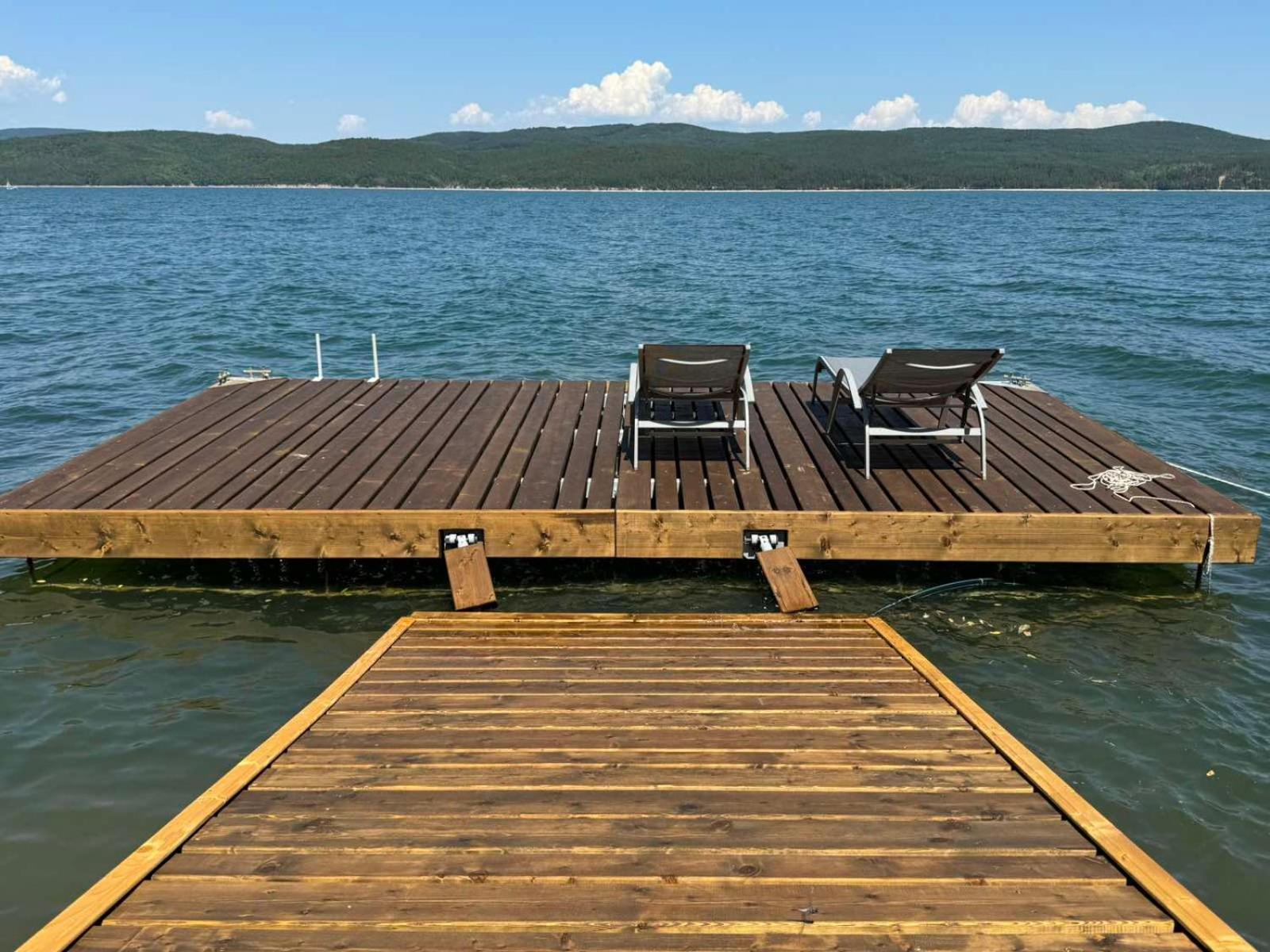 Villa Iskar Lake Residence By Bookvillabg Shtarkelovo Gnezdo Zewnętrze zdjęcie