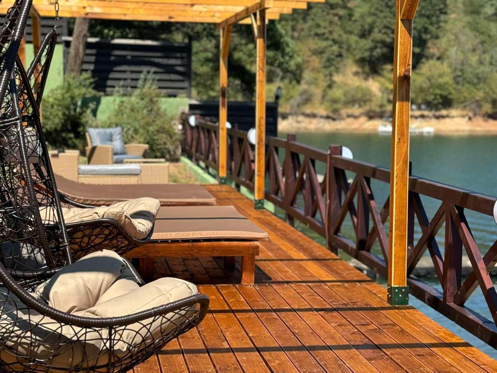 Villa Iskar Lake Residence By Bookvillabg Shtarkelovo Gnezdo Zewnętrze zdjęcie