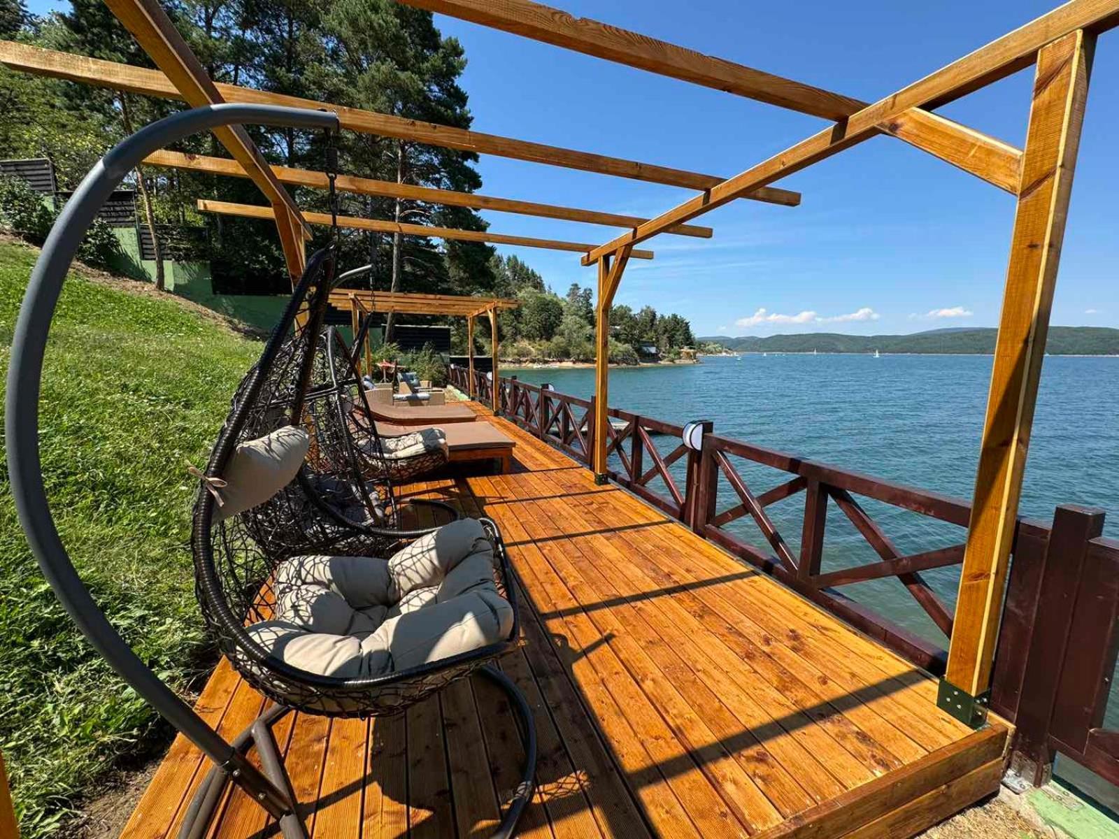 Villa Iskar Lake Residence By Bookvillabg Shtarkelovo Gnezdo Zewnętrze zdjęcie