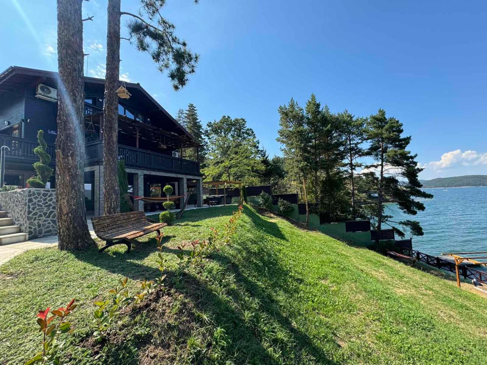 Villa Iskar Lake Residence By Bookvillabg Shtarkelovo Gnezdo Zewnętrze zdjęcie