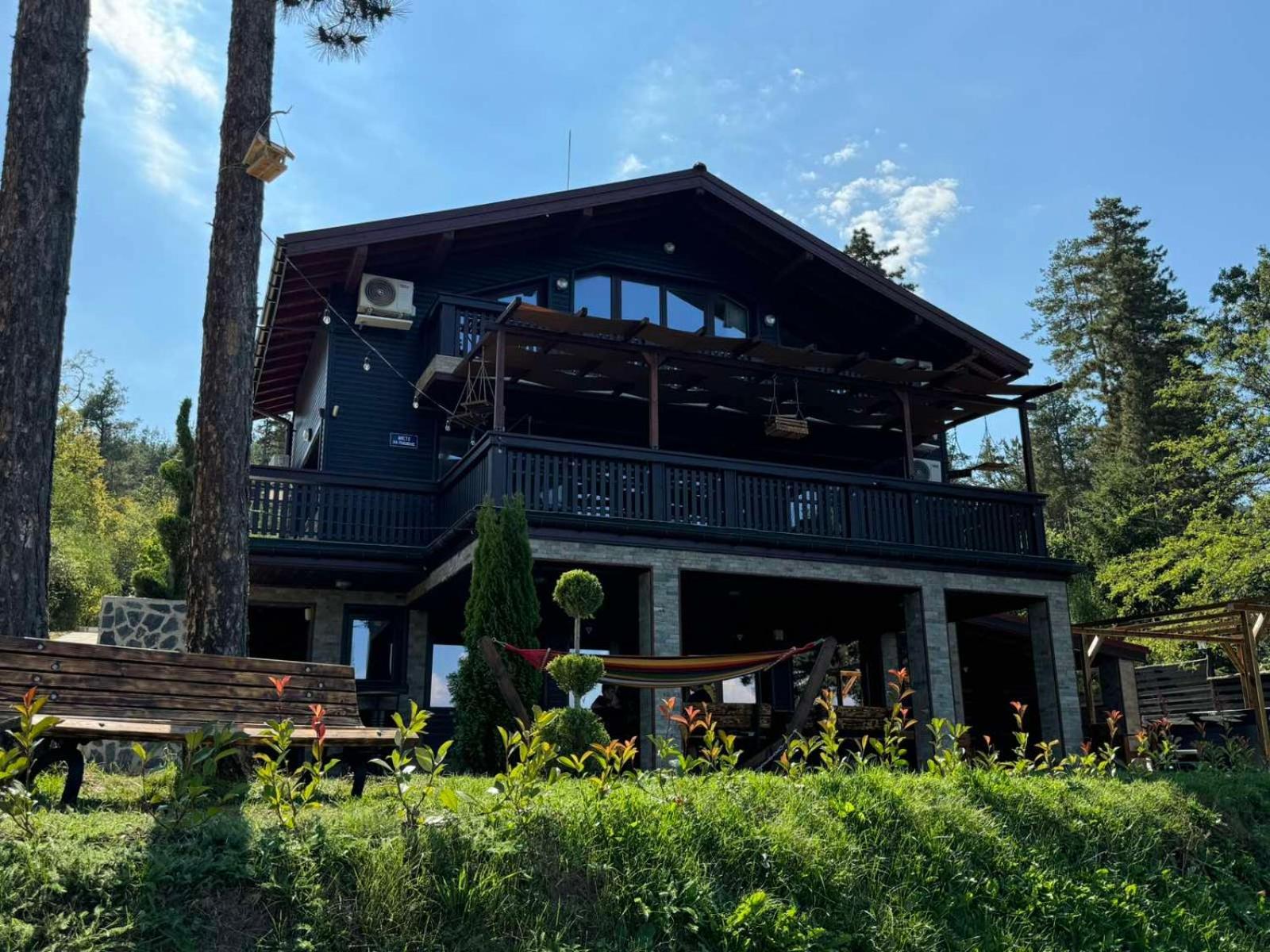 Villa Iskar Lake Residence By Bookvillabg Shtarkelovo Gnezdo Zewnętrze zdjęcie